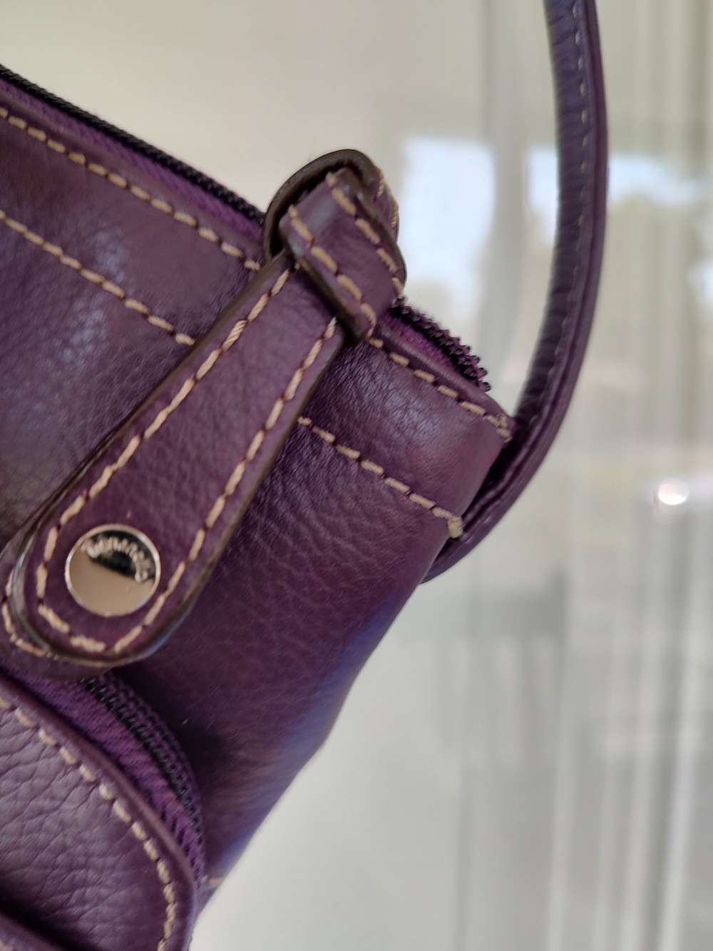 Tignanello Purple Leather Crossbody Bag - Picture 4 of 15